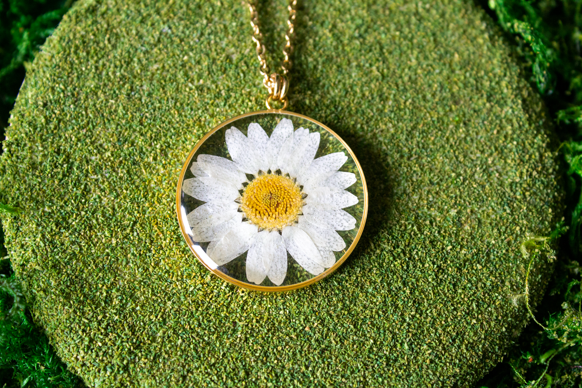 Daisy Necklace