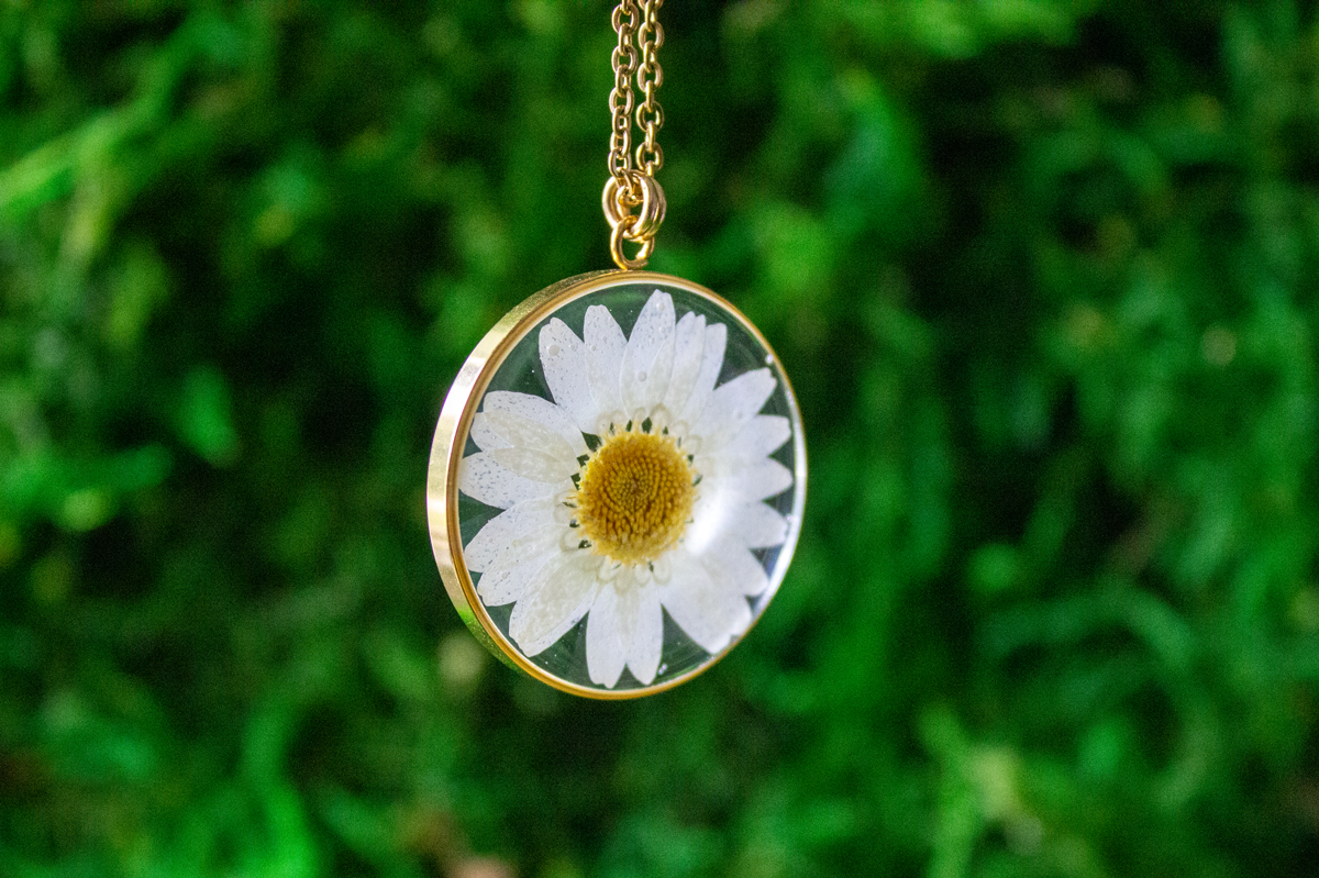 Daisy Necklace